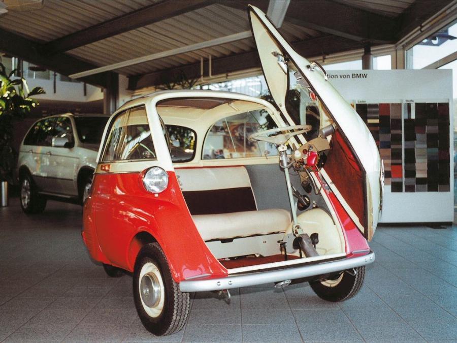  BMW Isetta 300 1957 года  (фото 9 из 15)